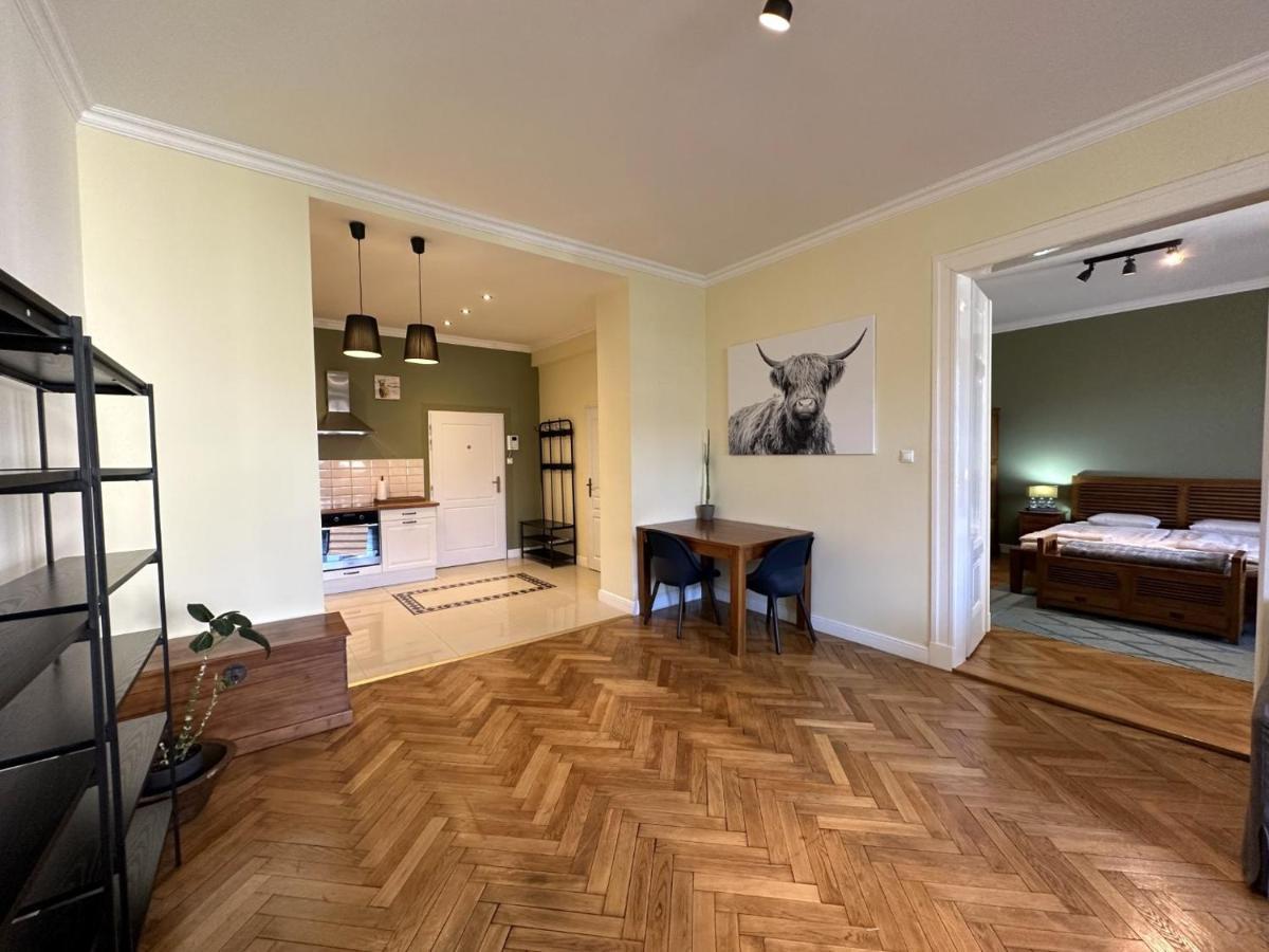 Gorkeho Apartment In City Centre Bratislava Exterior foto