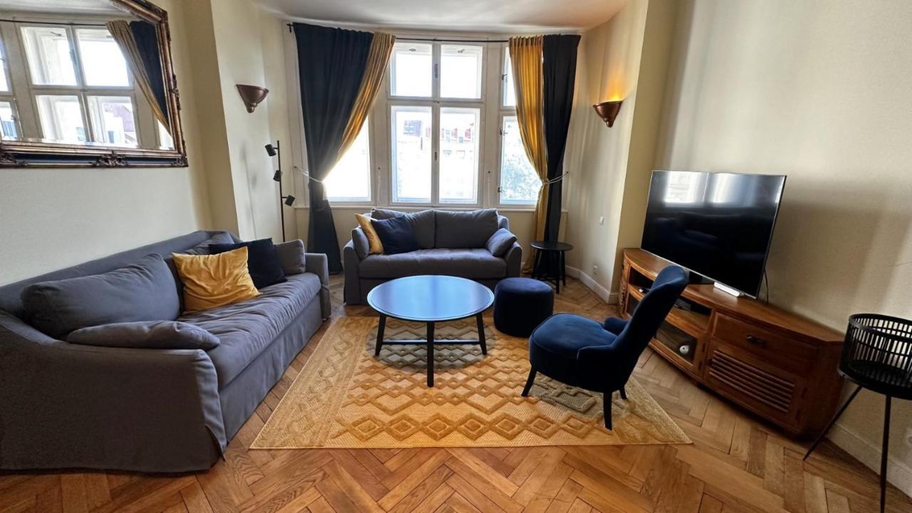 Gorkeho Apartment In City Centre Bratislava Exterior foto